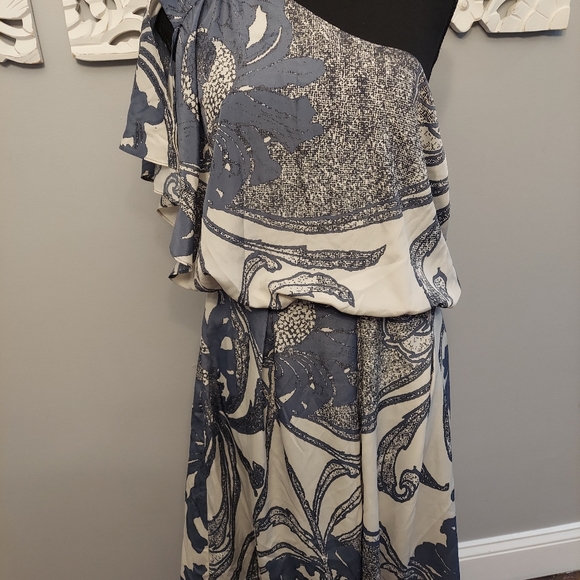 Jessica Simpson Floral Dress Size 12 - Picture 2 of 6